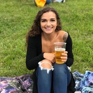 Meet your Posher, Hannah